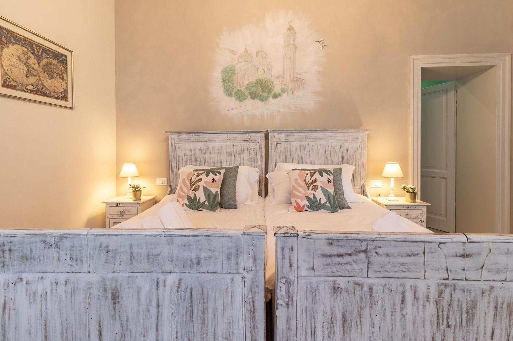 Italian Experience-riva Degli Schiavoni Boutique * Venedig